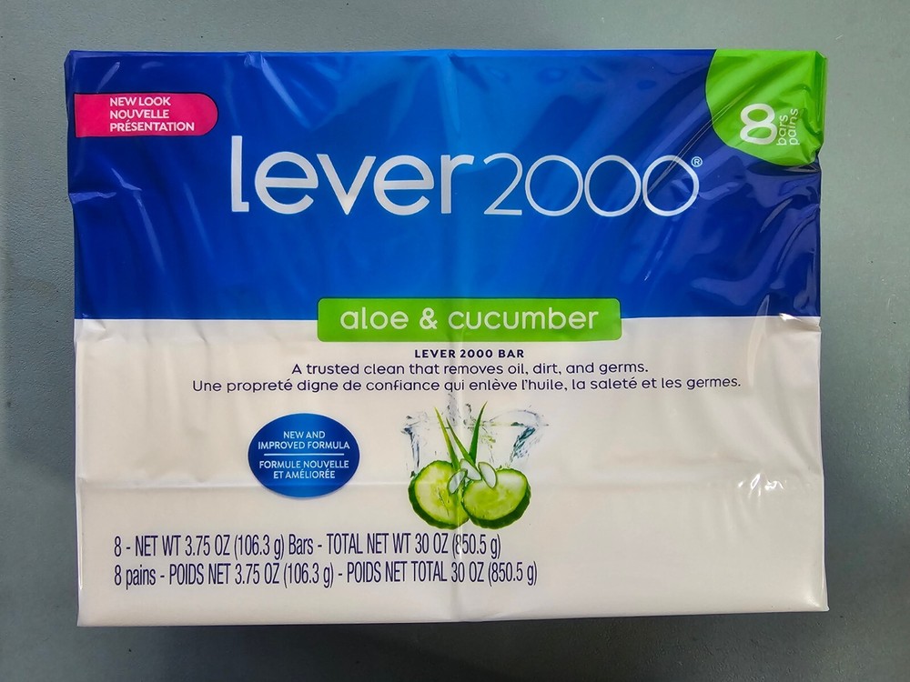 Lever 2000 Aloe & Cucumber Soap Bar ~ 8 Bars @ 3.75 oz Each