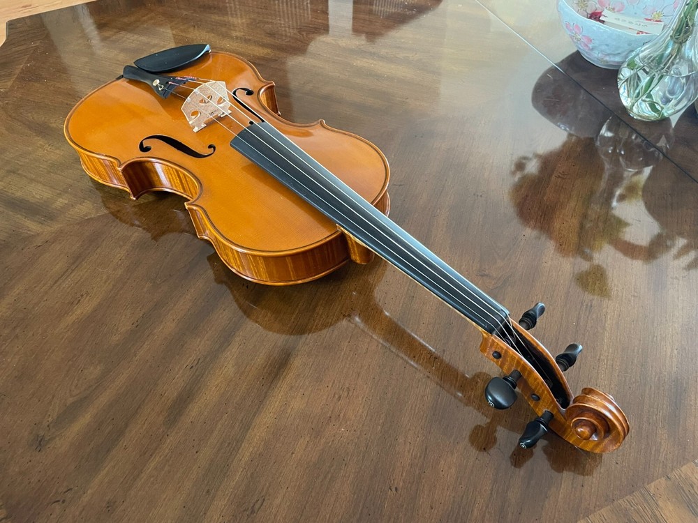 Beautiful handmade Viola - 16 inch