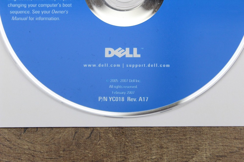 Dell Dimension ResourceCD Software P/N: YC018 REV.A17