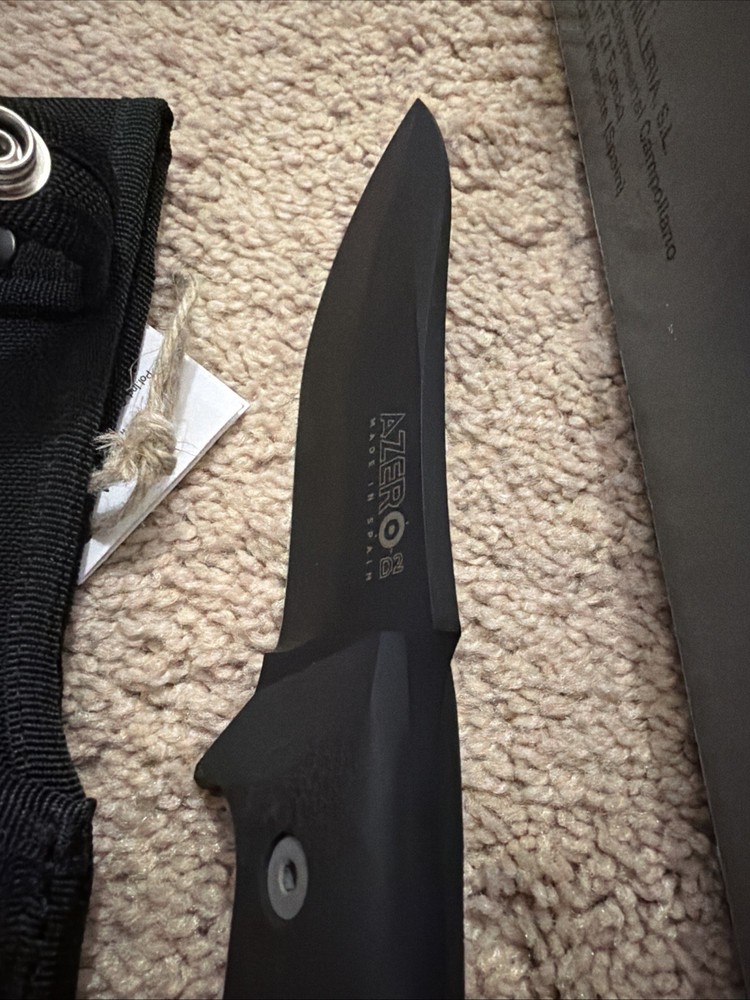 Azero Fixed Blade Knife