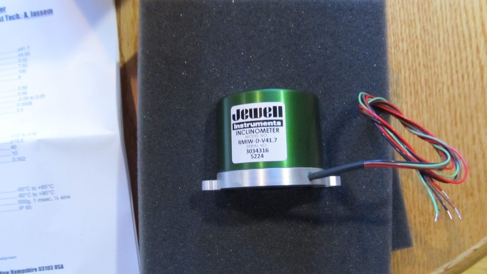 imclinometer  (Input Ranges From ±3° to ±90°)