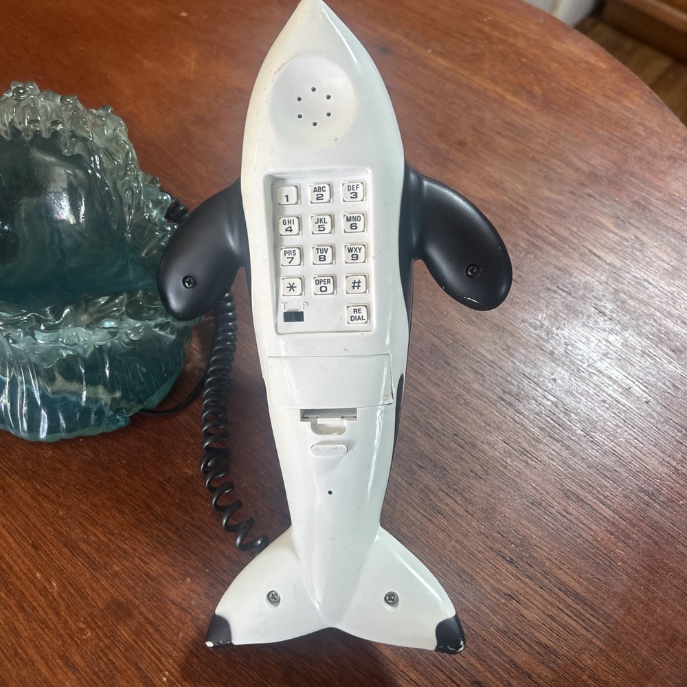 Orka Whale Phone