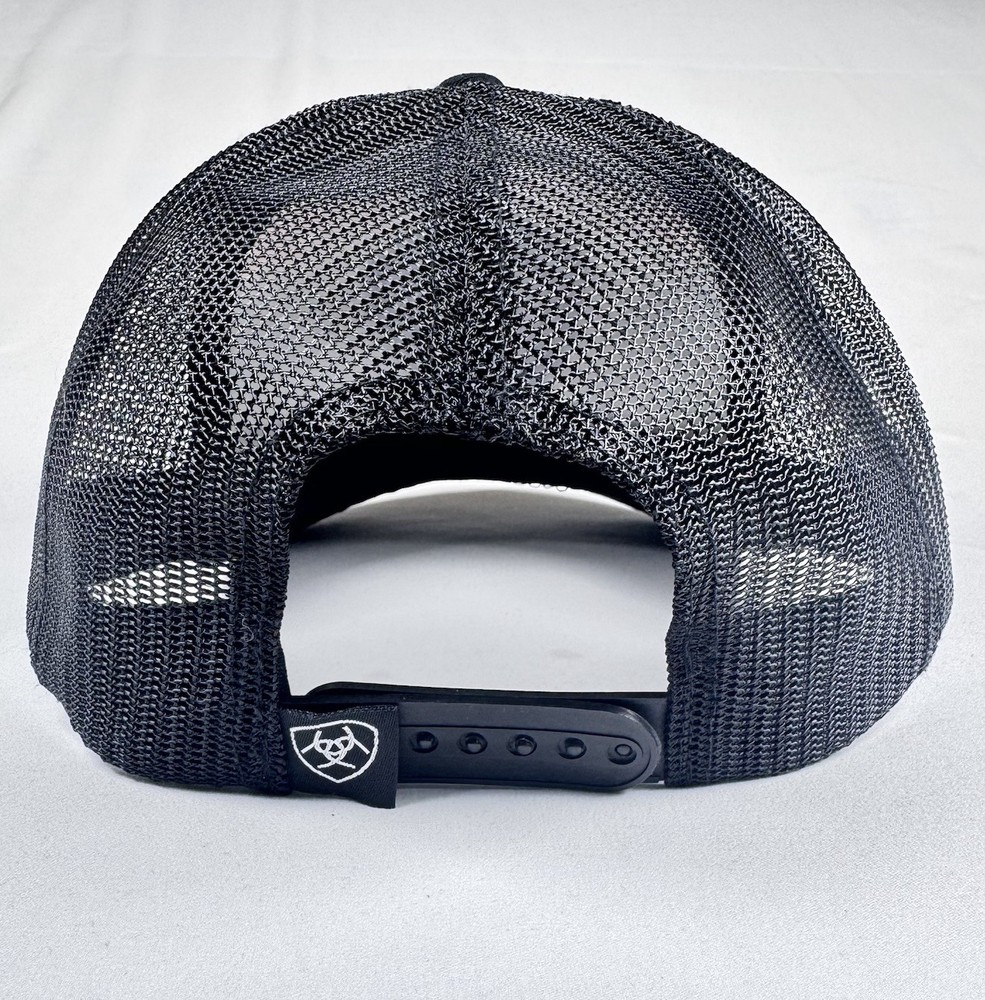 ARIAT Snapback Adjustable Mesh Cap Black & Striped Multicolored (#82)