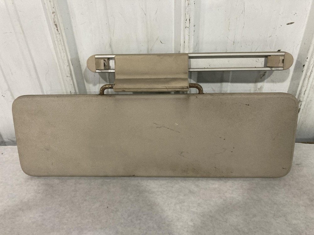 Volvo VNL Left/Driver Interior Sun Visor - Used