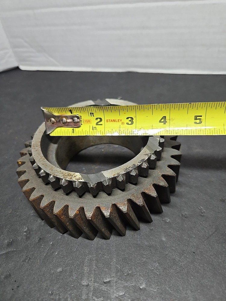 NOS Fuller 20663 Gear. No Box