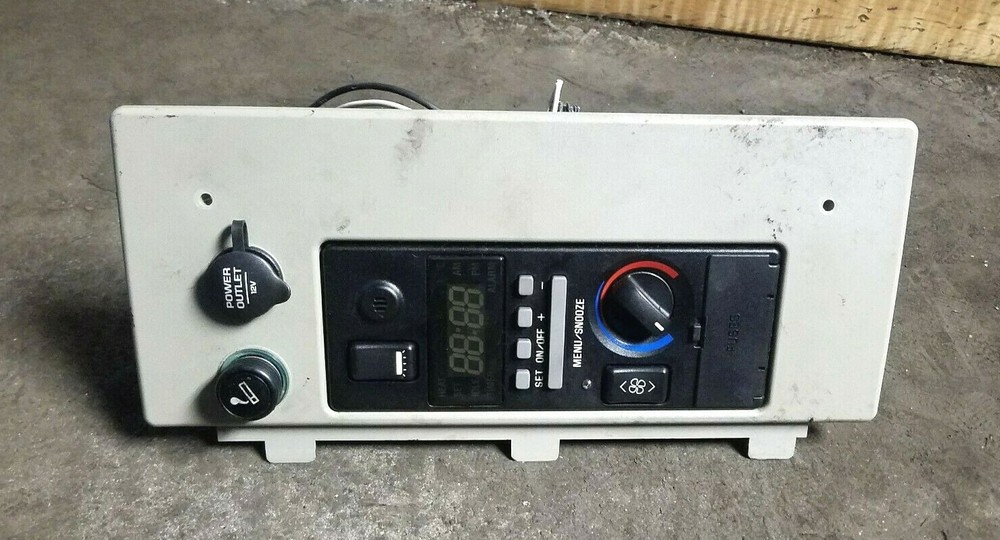 VOLVO CLOCK RADIO TEMPERATURE CONTROL MODULE 20536257