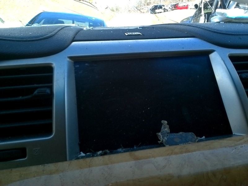 2009 Lincoln MKS Center Dash Screen - Used, Dull, No Anti-Theft Code