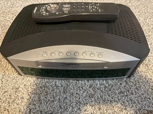 Bose AV3-2-1 Media Center DVD/CD Unit and Remote Only Untested