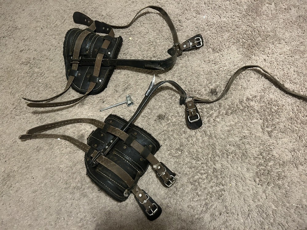 Pole Spikes With Pads