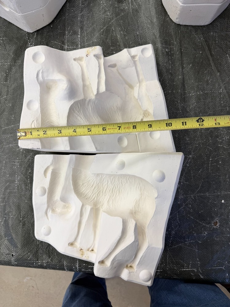 VINTAGE OLD WEST CERAMIC MOLD #OW-1 LARGE LLAMA