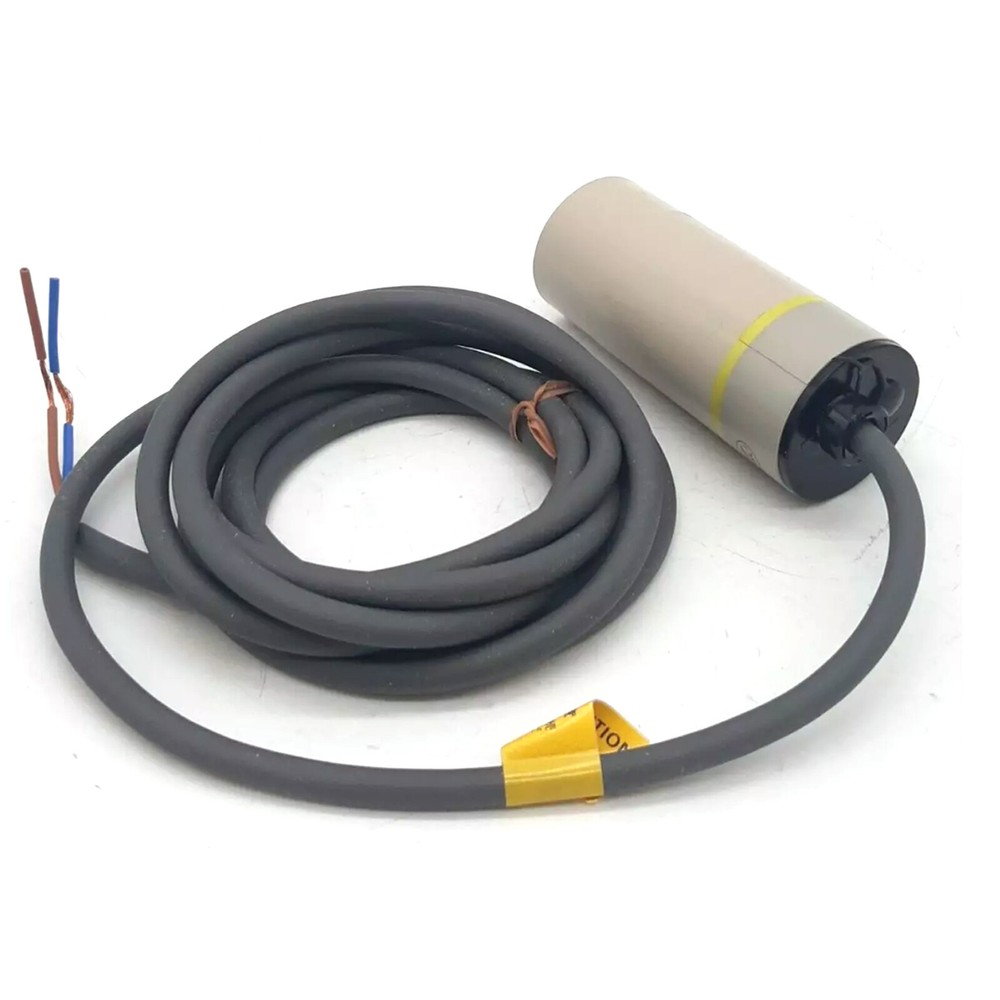 1PC BRAND NEW Omron E2K-C25MY2 Proximity Switch Sensor - US Stock