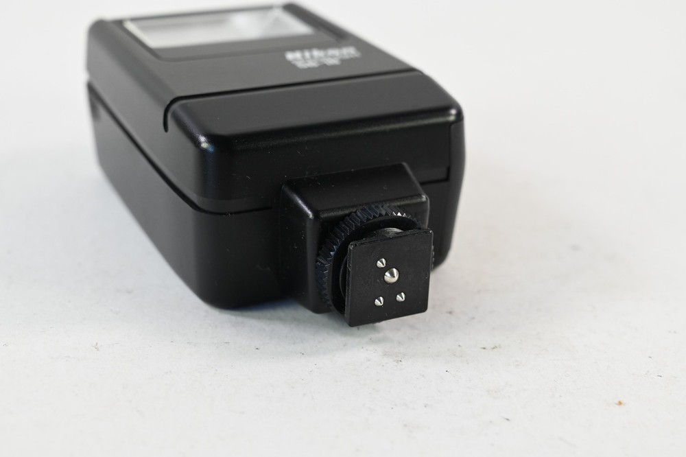 Nikon SB-18 Speedlight Flash #G515