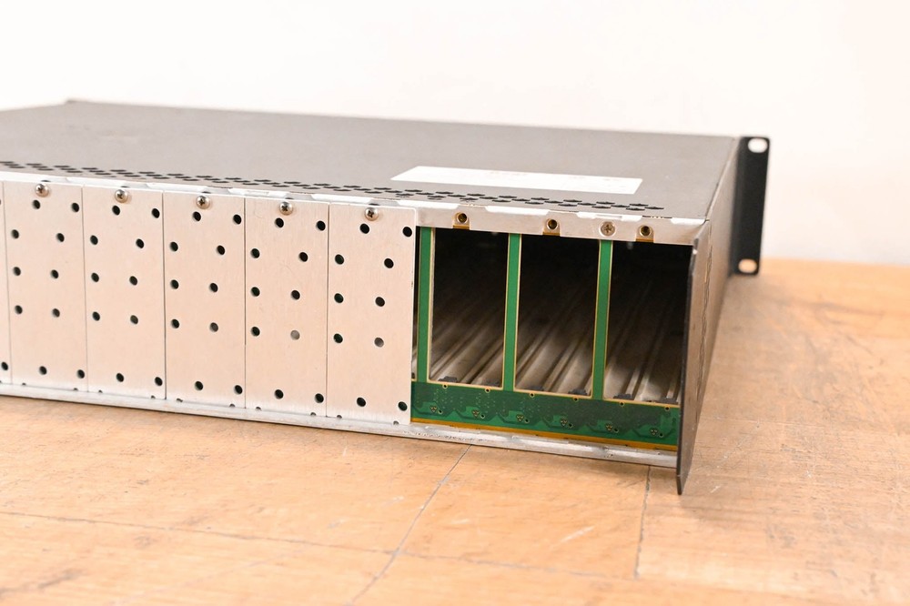 OpenGear DFR-8321 2RU Modular Frame CG01UM5