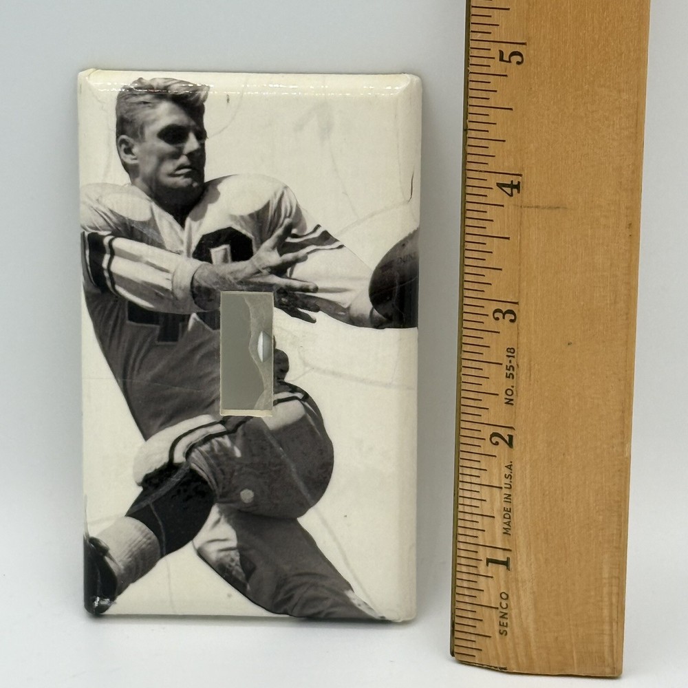 Elroy "Crazylegs" Hirsch, Light Switch Plate Cover