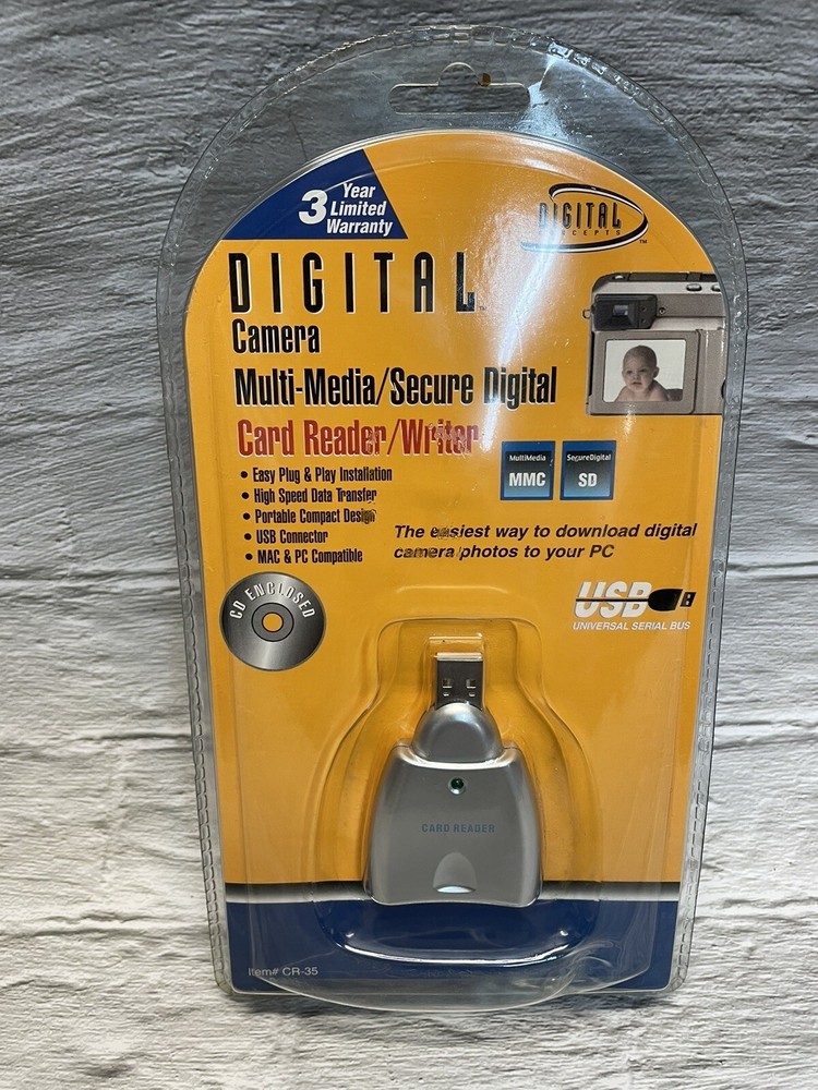 Digital Concepts Camera Multi Media/Secure Digital Card Reader & Writer