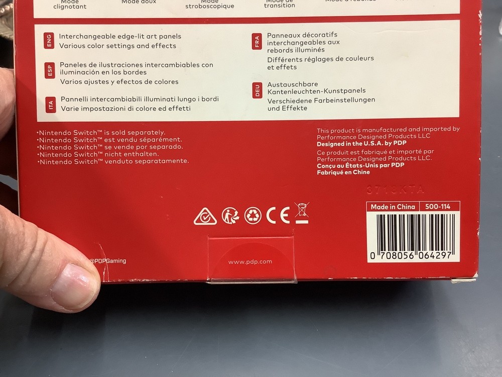 0708056064279 Pokémon light up dock shield ds17