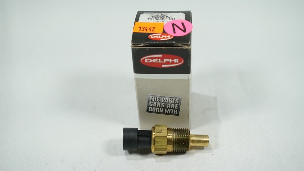 Delphi TS10032 Engine Coolant Temperature Sensor New in Box