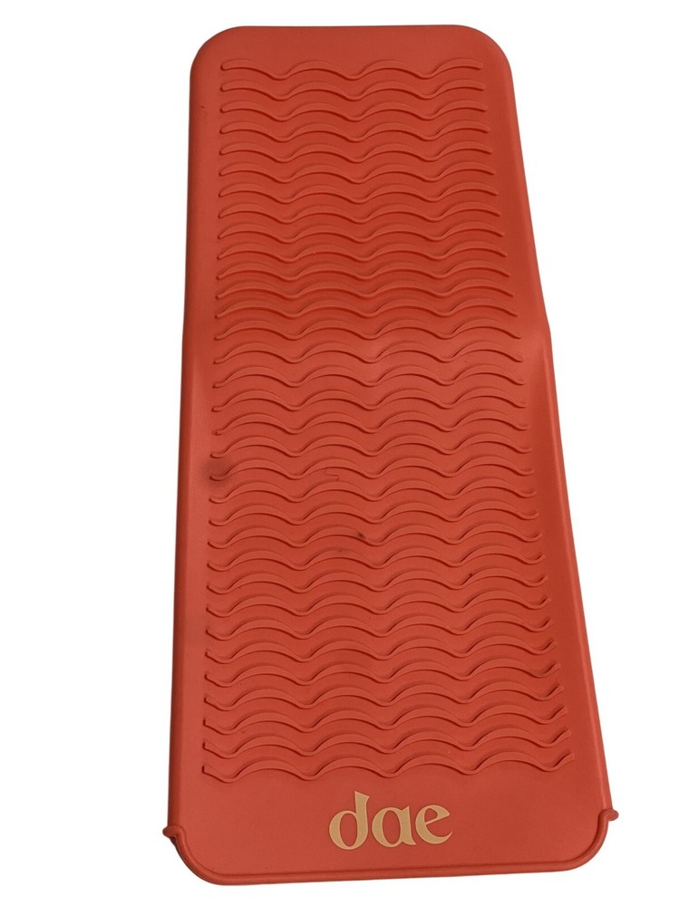 Dae Hair Silicone Mat & Pouch in Orange