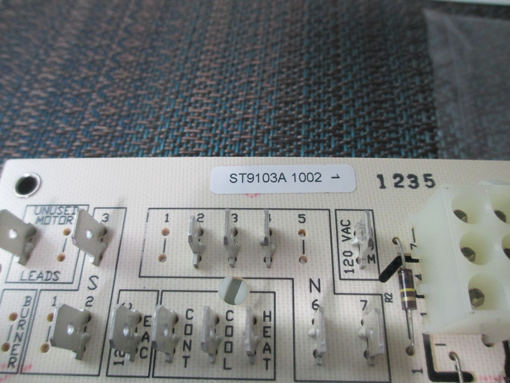 Genuine Honeywell ST9103A1002 Fan Timer Control Board NEW!