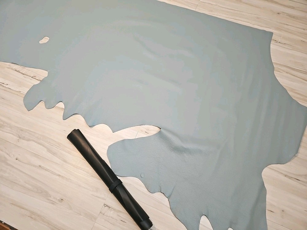4-5oz MOODY LIGHT BLUE LEATHER HIDE SIDE PANEL/SHEET/SQUARE 12X12X24 SOFT25+