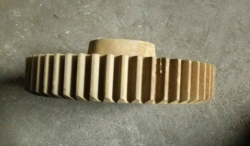 SPICER DANA COUNTERSHALF DRIVE GEAR 9719669