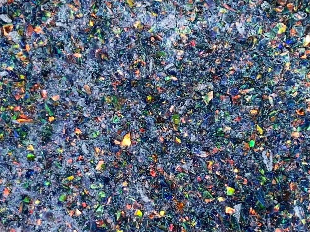 Crushed Opal Black Flame/ Crushed Bello Opal