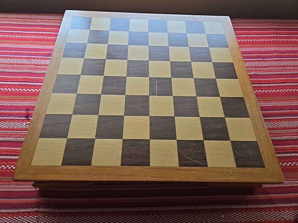 Vintage Glazed Ceramic Duncan Complete Chess Set With Board