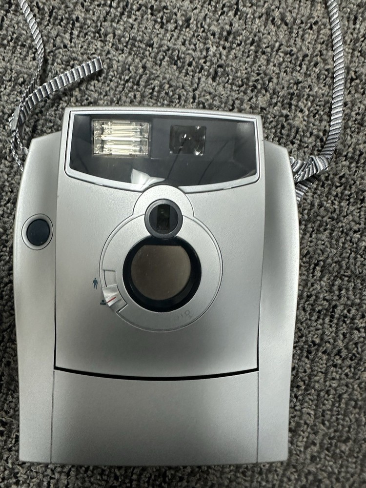 Vintage Polaroid Spectra 1200 FF W/ Strap- Silver