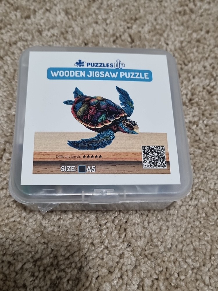 Sea Turtle - Small Wooden Jigsaw Puzzle