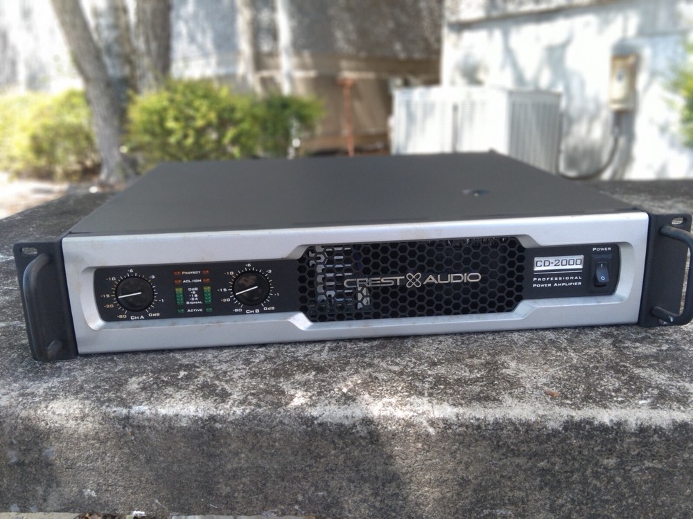 Crest Audio CD 2000 Professional Power Amplifier (2000 Watts)