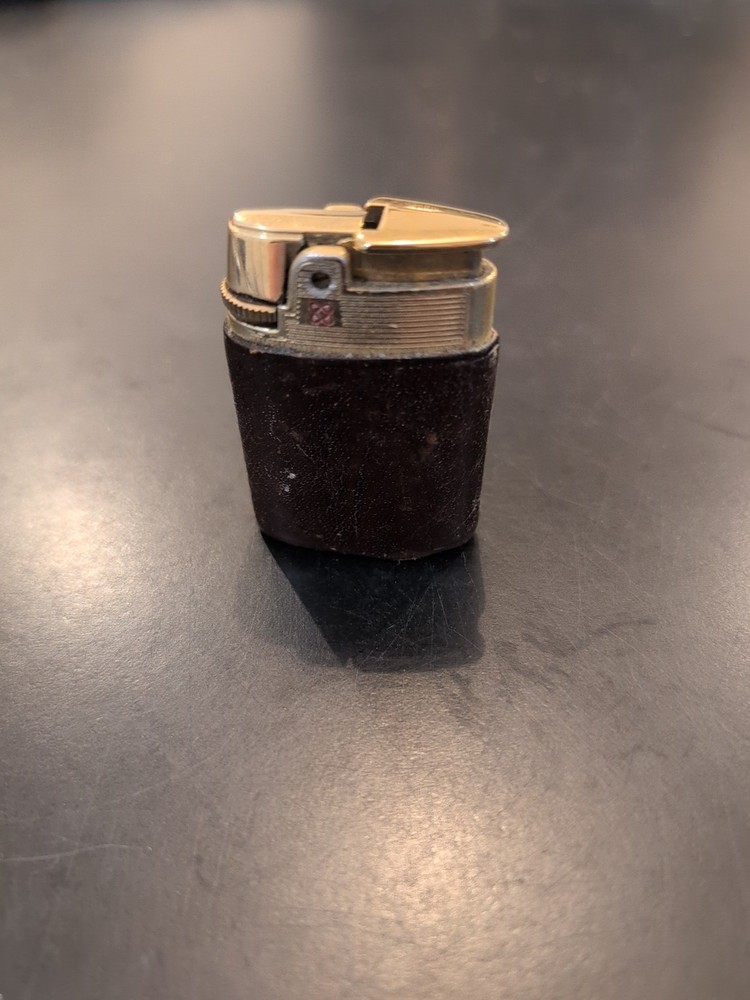 Ronson Varaflame Starfire Brown Leather Lighter