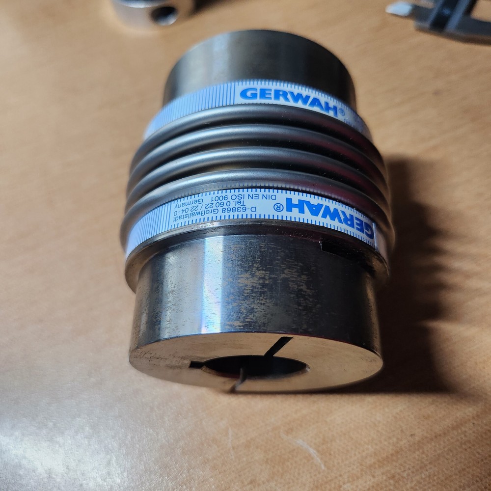 Gerwah Bellow servo coupling 22mm in / 28 MM Out