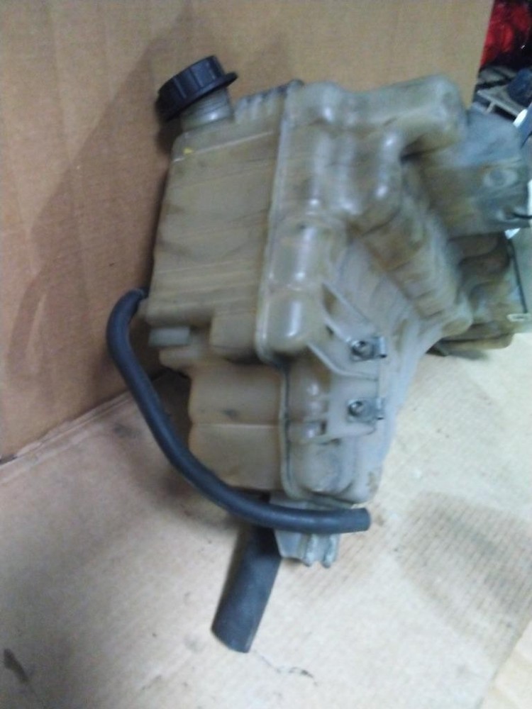 For 2019 INTERNATIONAL LT RADIATOR OVERFLOW TANK , IL