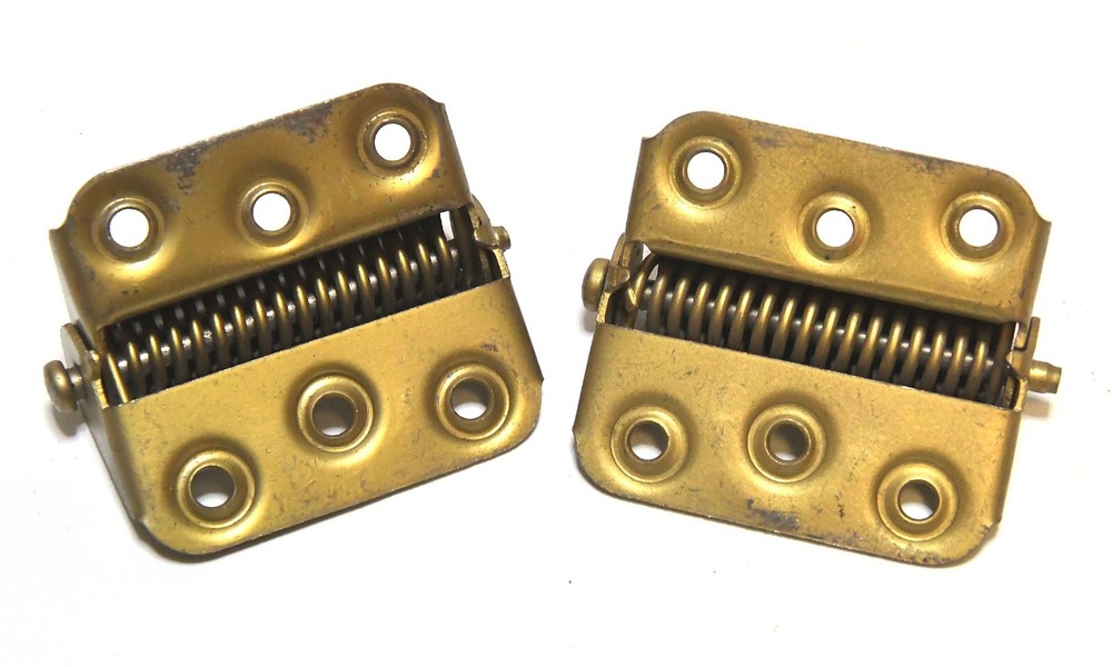 2 MATCHING VINTAGE SPRING HINGE SET BRASS FINISH