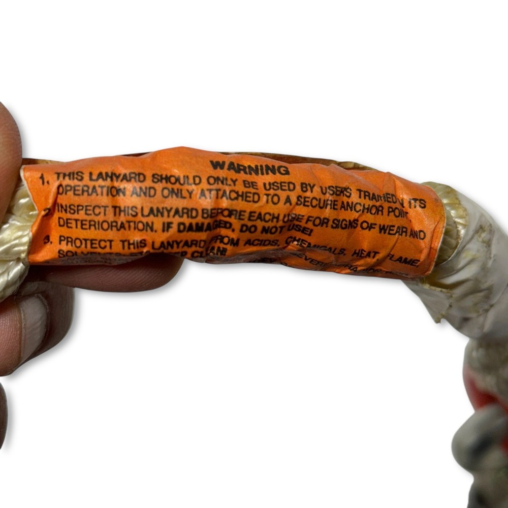 Klein Tools Safety Harness with Snap Hook, 3 Ft