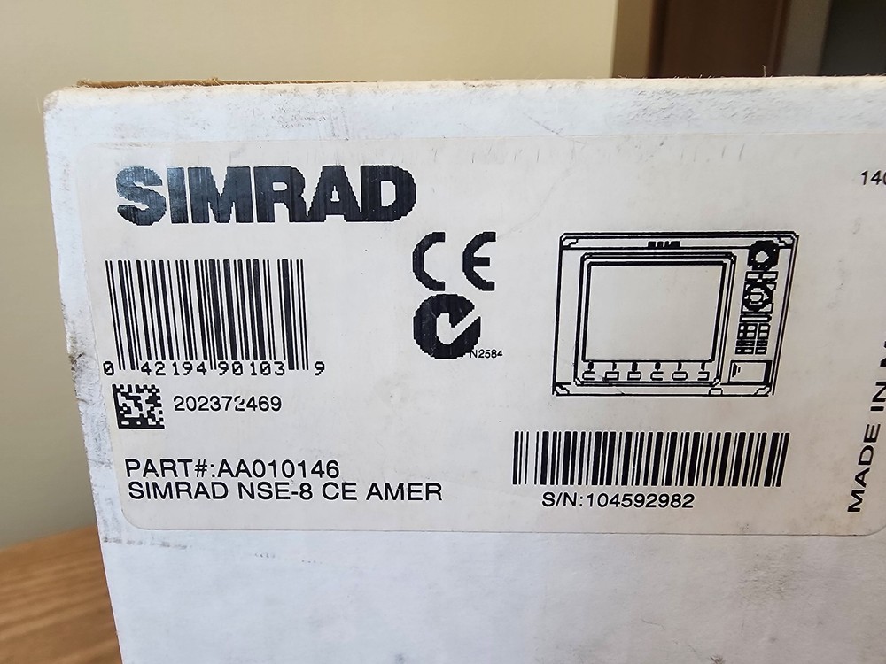 Simrad NSE8 8" FishFinder Radar GPS Chartplotter Multifunction Display