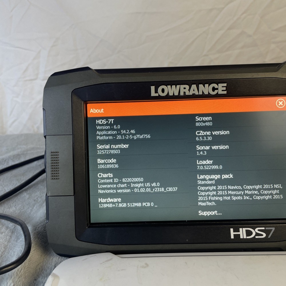 LOWRANCE HDS-7T CHARTPLOTTER BOAT SONAR SCREEN DISPLAY