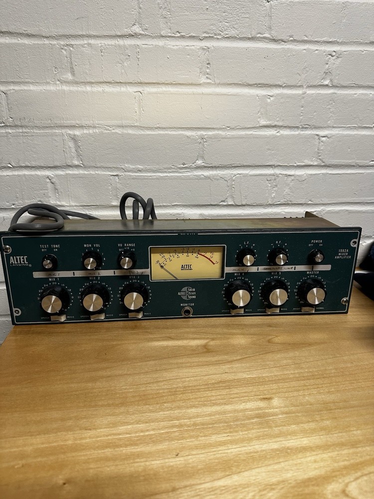 Altec Lansing 1592A Mixer Amplifier