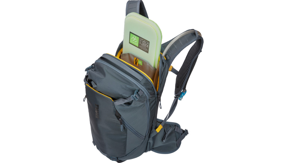 THULE Rail 18L Backpacks