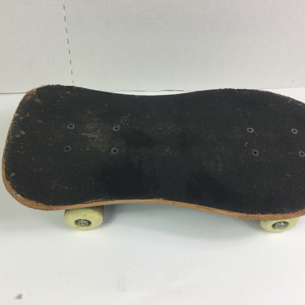 Vintage Scott Browne Skateboard 17in short board Atomic Teepee Skull graphics