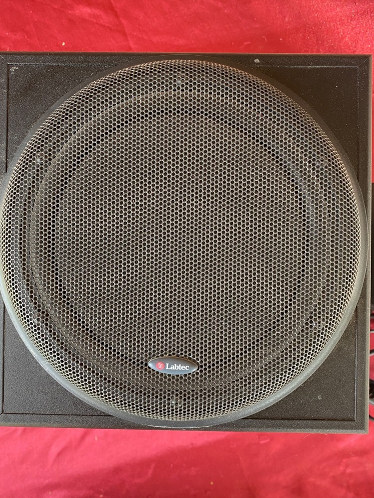 Rare Labtec LCS-2424 multimedia stereo computer speakers system