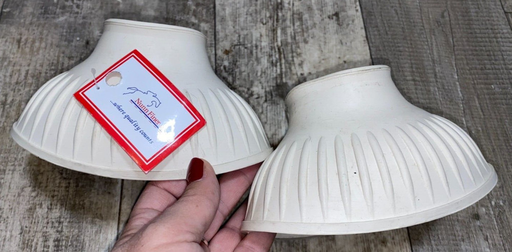 NUNN FINER NEW WHITE MEDIUM RUBBER BELL BOOTS LONG NECK