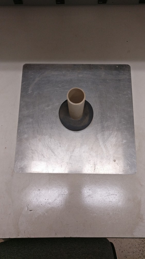 Eight assorted drywall/mud tools