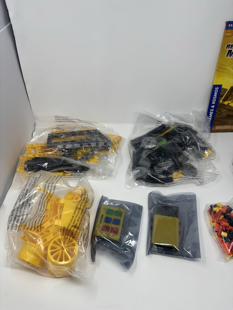 Thames & Kosmos Remote-Control Machines 620378 Construction Vehicles Open Box