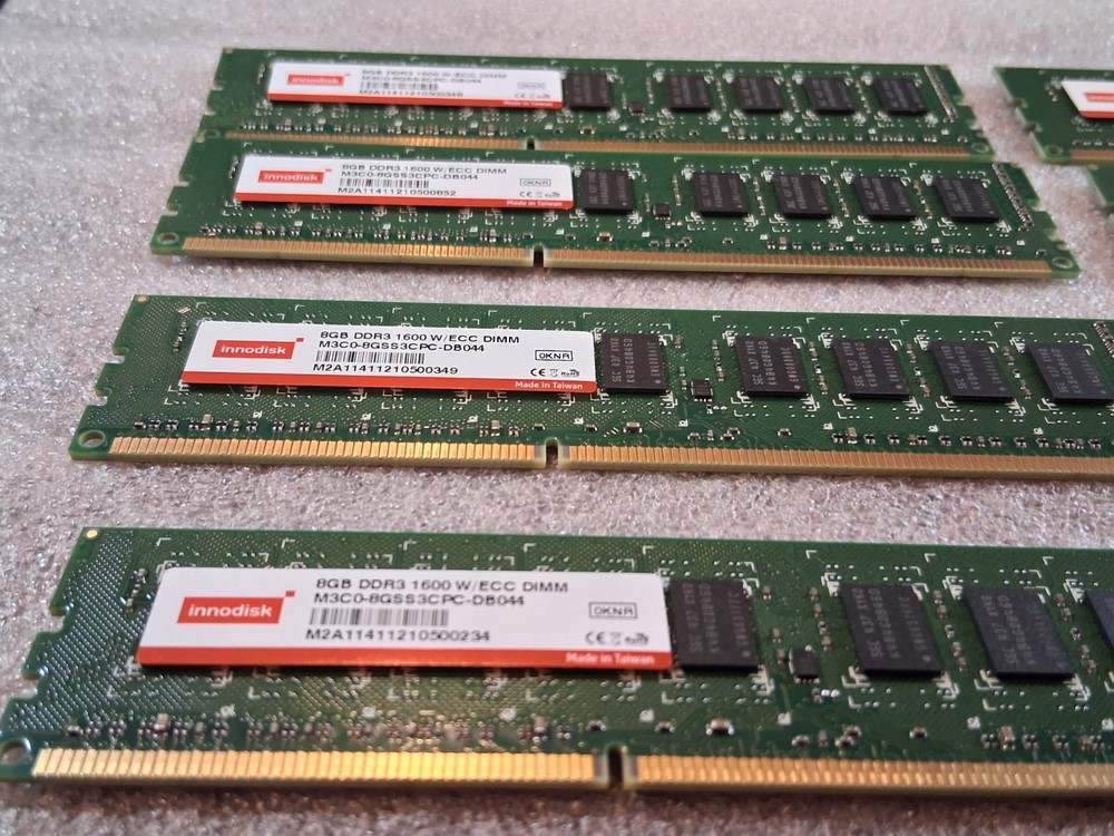 64GB Innodisk 8GB DDR3-1600 W/ECC Server Memory M3C0-8GSS3CPC-DB044