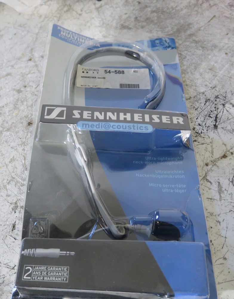 Seinheiser neck worn microphone (mam40, canford 54-588)