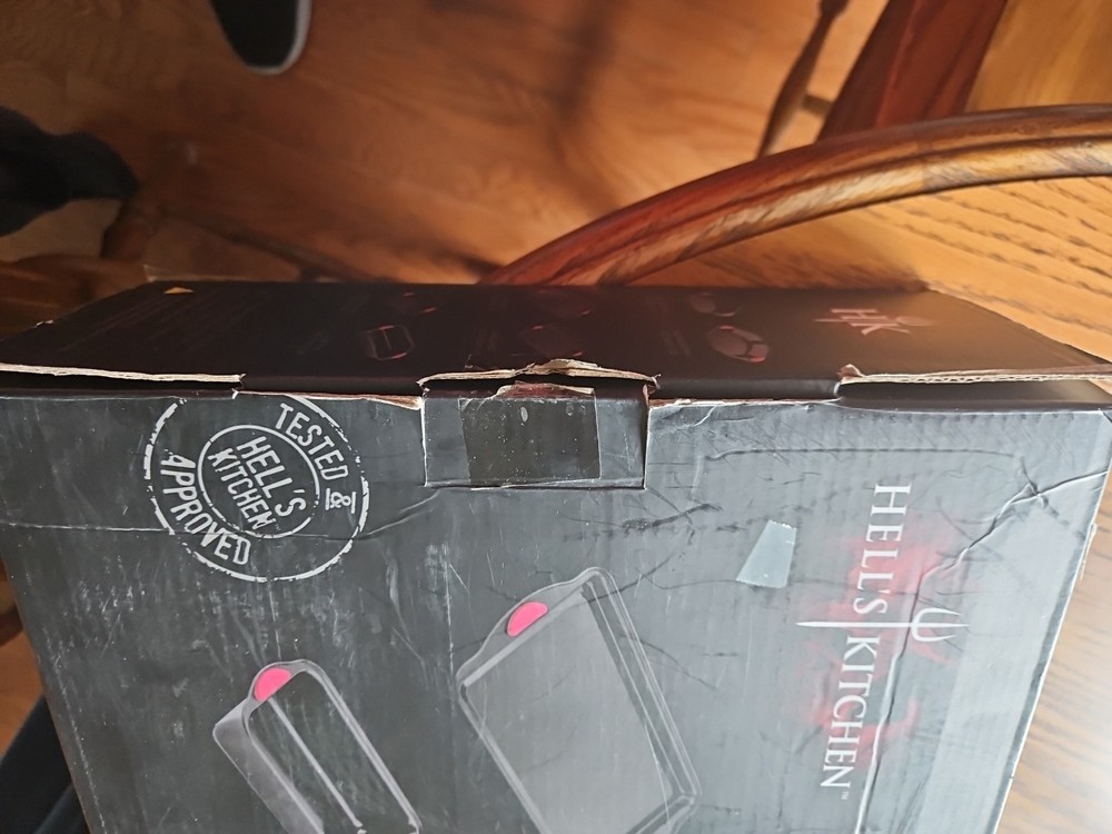 hells kitchen cookware set 6 Piece NIB