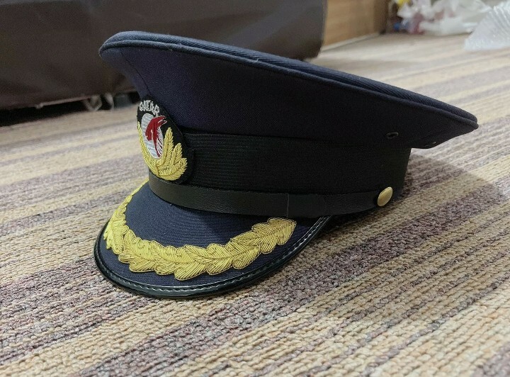 QATAR AIRLINE PILOT CAP Reproduction