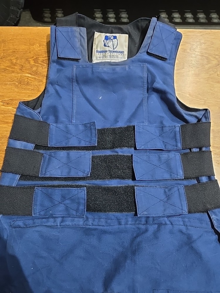 Guardian Technologies Centurion Concealment Armor Carrier 38R+3" Blue/Black
