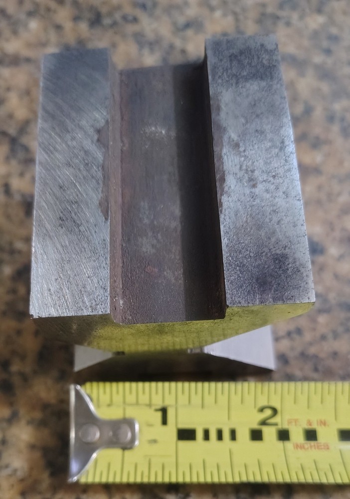 🗽 VINTAGE 2 X 2 X2-1/2" HARDENED V-BLOCK